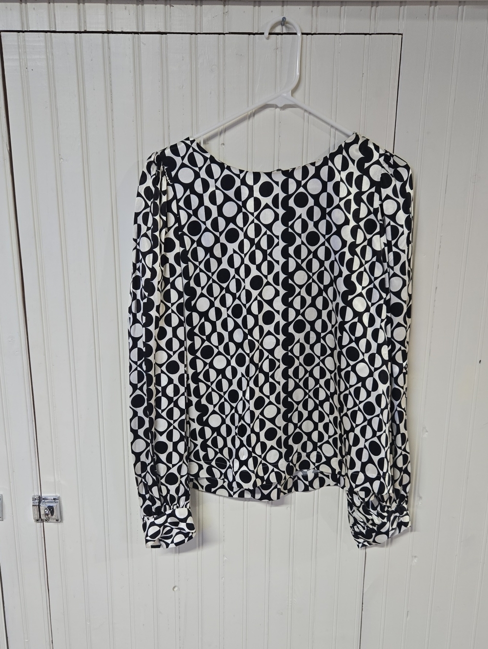 Oliver Bonas Black & White Geometric Long-Sleeve Women’s Blouse